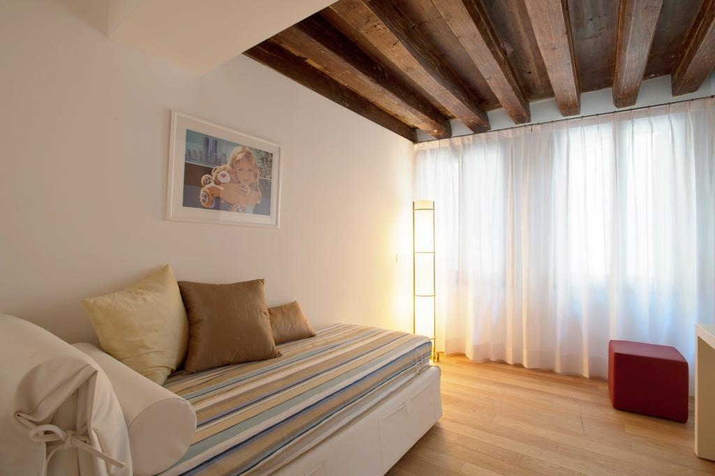 The Lion'S House Apt1 Venedig Zimmer foto